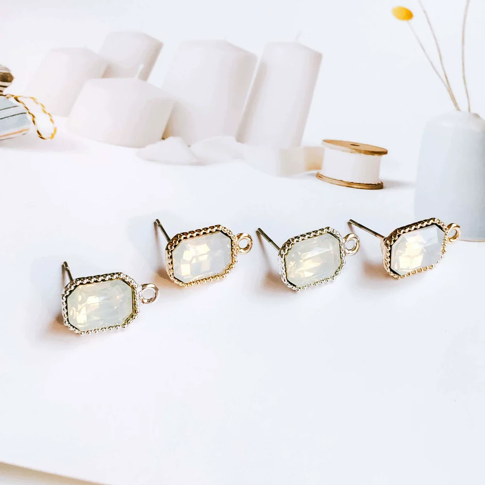 Wholesale Alloy Square Electroplated Earrings For Female As Allmatch Niche Jewelry Accessories - Image 2