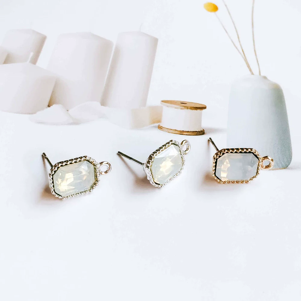 Wholesale Alloy Square Electroplated Earrings For Female As Allmatch Niche Jewelry Accessories - Image 4