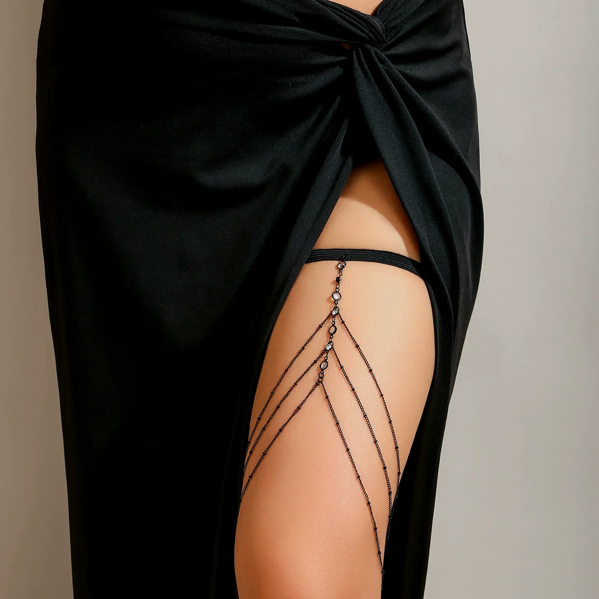 Wholesale Alloy Women's Simple Geometric Star Rhinestone Tassel Leg Ring Body Chain Thigh Chain - Image 10