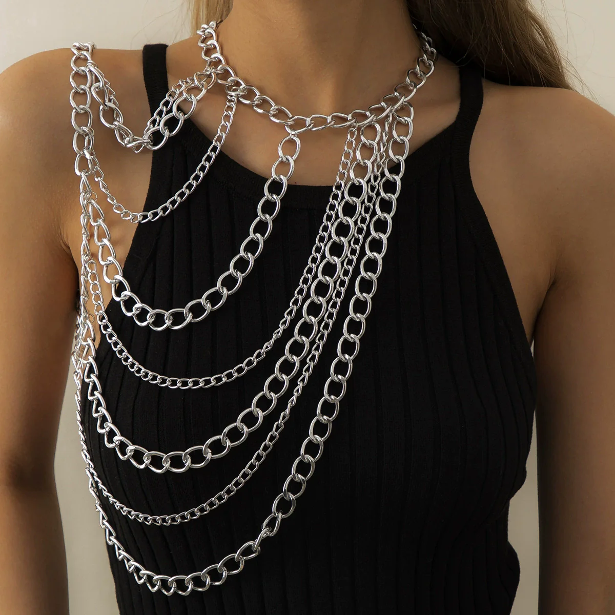 Wholesale Aluminum Geometric Ushaped Tassel Electroplated Women's Clavicle Necklace Body Chain - Image 4