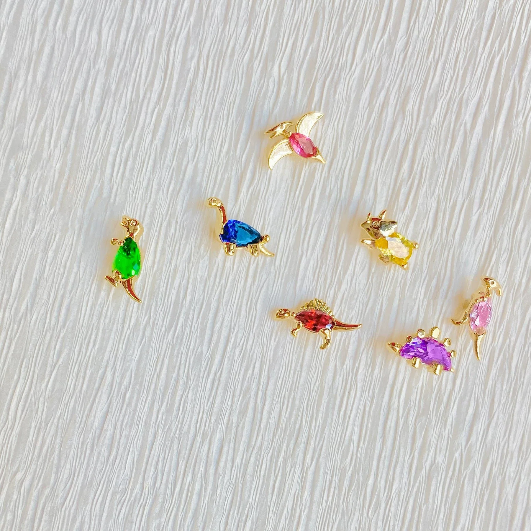 Wholesale Animal Style Zircon Earrings For Women Environmental Protection Copper With 925 Silver Needle And Real Gold Plating - Image 4