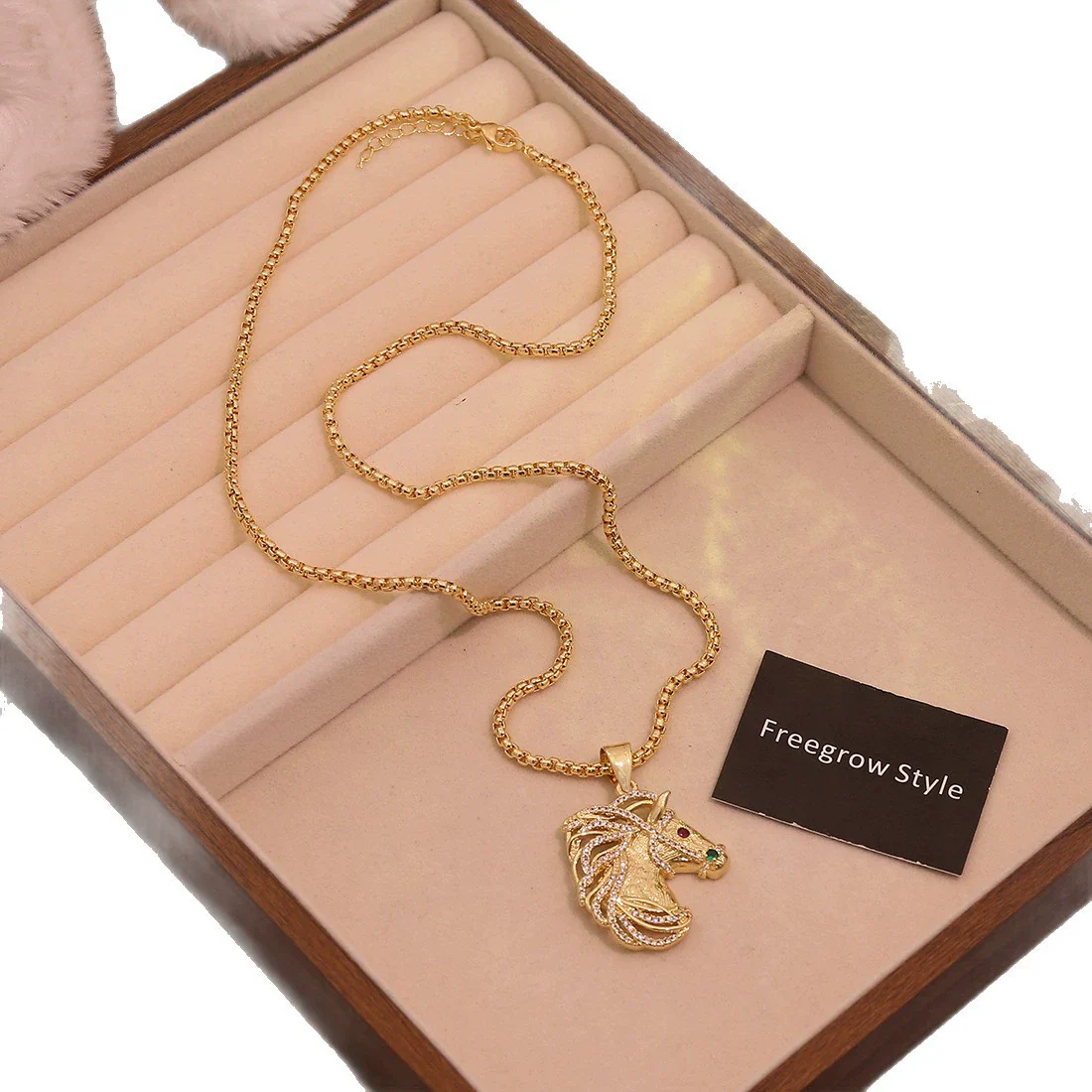 Wholesale Animal Zodiac Style Brass Micropaved Zircon 18K Plated Horse Pendant Necklace Accessories - Image 5
