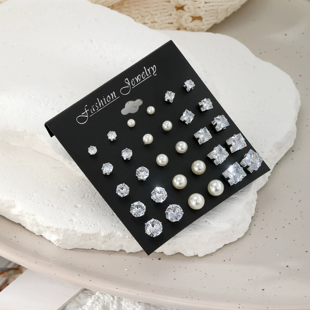 Wholesale Artificial Crystal Heartshaped Inlaid Crystal Zircon Earrings Set For Women - Image 3