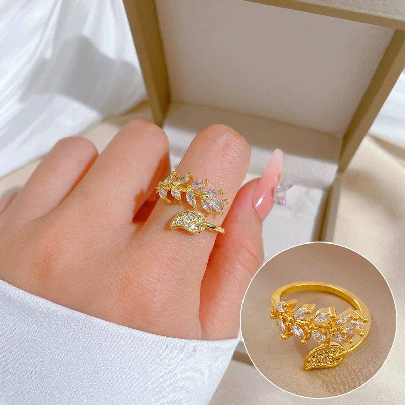 Wholesale Brass Ring With Real Gold Plating Open Leaf Zircon Microinlaid The Crown Design For Women