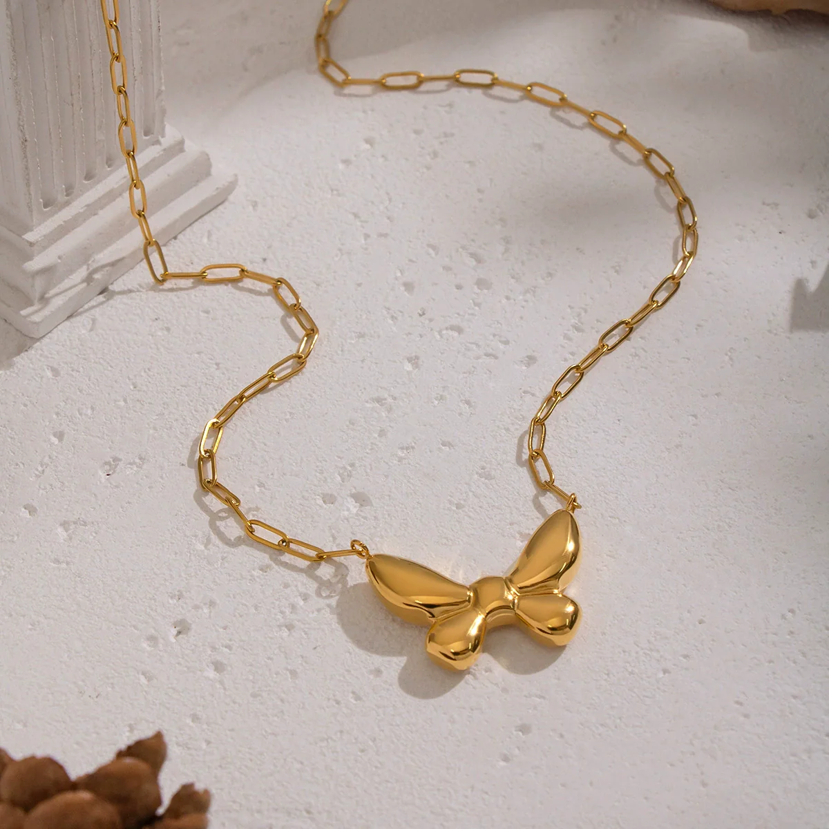 Wholesale Butterfly Pendant Necklace For Women Stainless Steel 18K Real Gold Plated With Paper Clip Chain Casual Animal Zodiac Style - Image 3