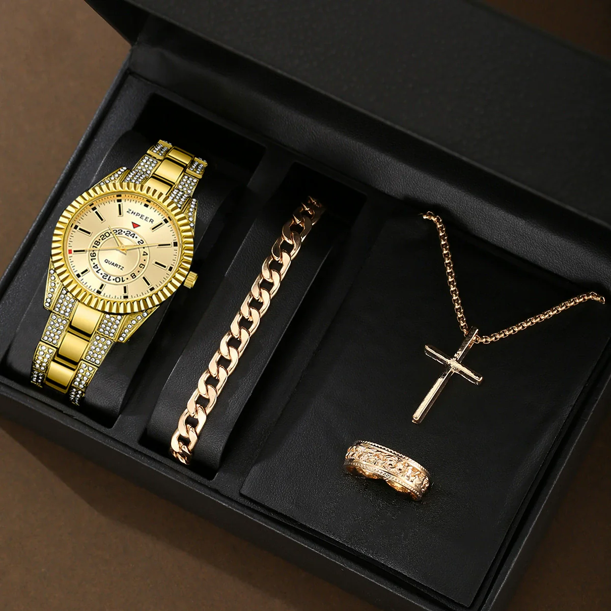 Wholesale Casual Alloy Band Round Dial Quartz Watch For Men And Women - Image 4