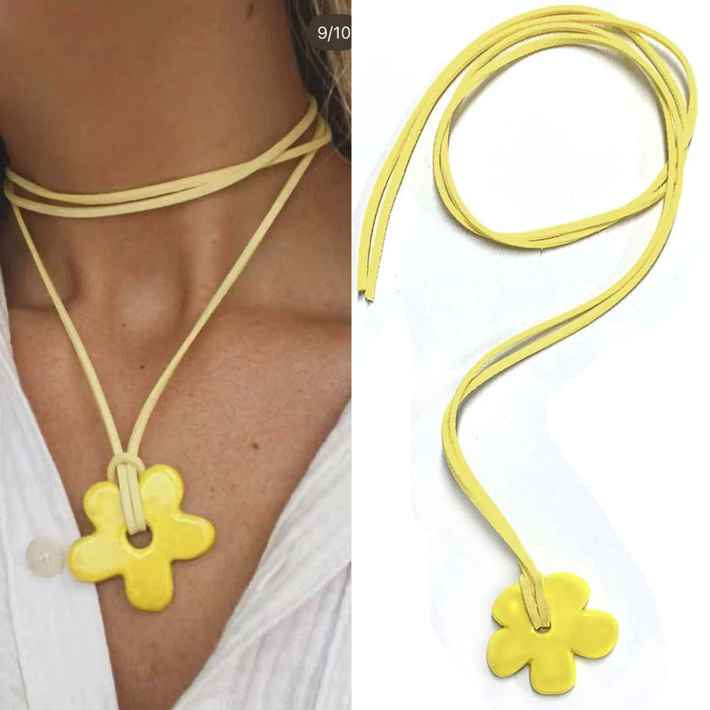 Wholesale Ceramic Pearl Star Pendant Necklace With Electroplating For Women Minimalist Style Water Wave Chain - Image 14
