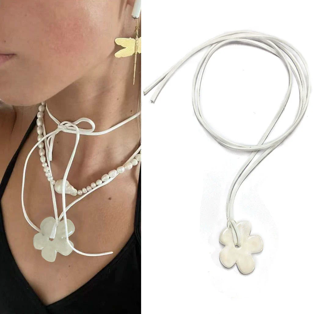 Wholesale Ceramic Pearl Star Pendant Necklace With Electroplating For Women Minimalist Style Water Wave Chain - Image 16
