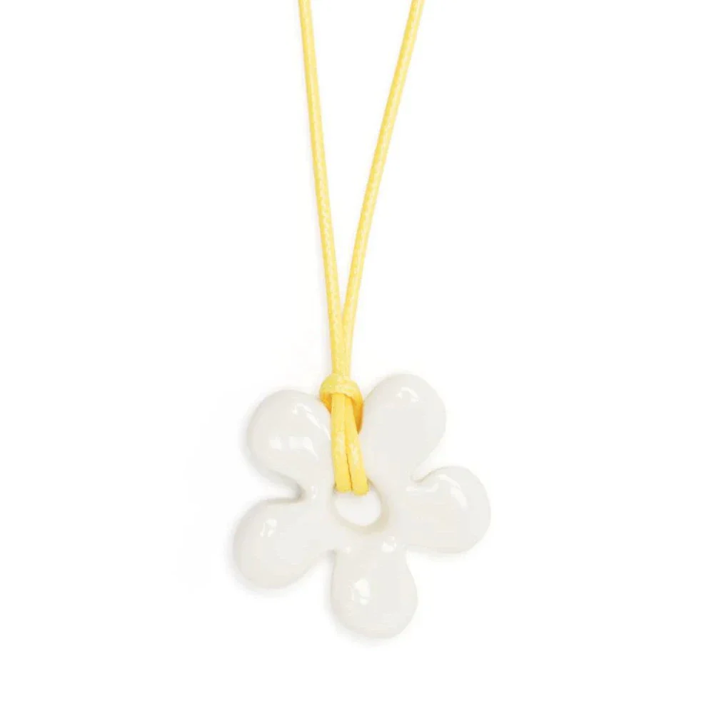 Wholesale Ceramic Pearl Star Pendant Necklace With Electroplating For Women Minimalist Style Water Wave Chain - Image 5