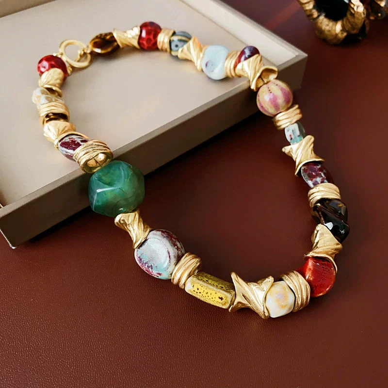 Wholesale Ceramic Vintage Elegant Flower Geometric Clavicle Necklace For Women With Electroplating - Image 6