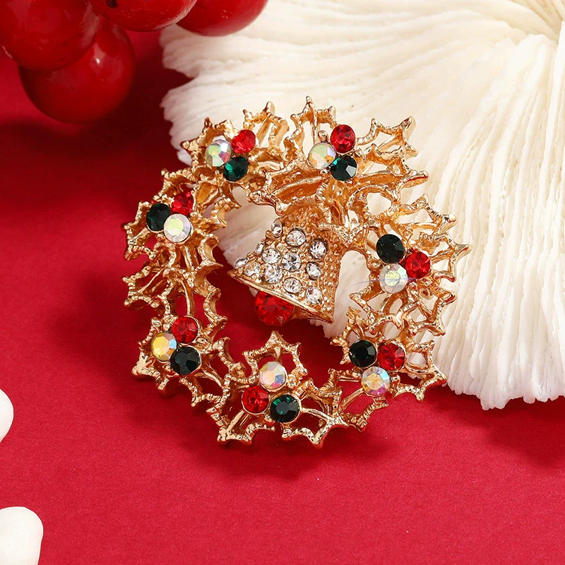 Wholesale Christmas Bell Alloy Rhinestone Encrusted Retro Brooch For Women - Image 2