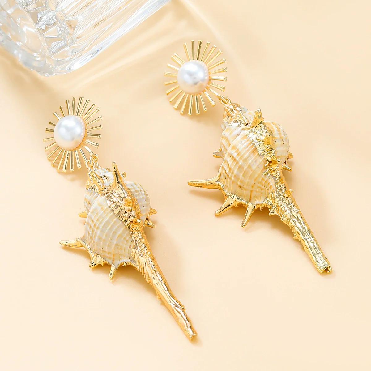 Wholesale Conch Earrings Alloy Inlaid Pearl Shell Geometric Style Women's Jewelry - Image 3