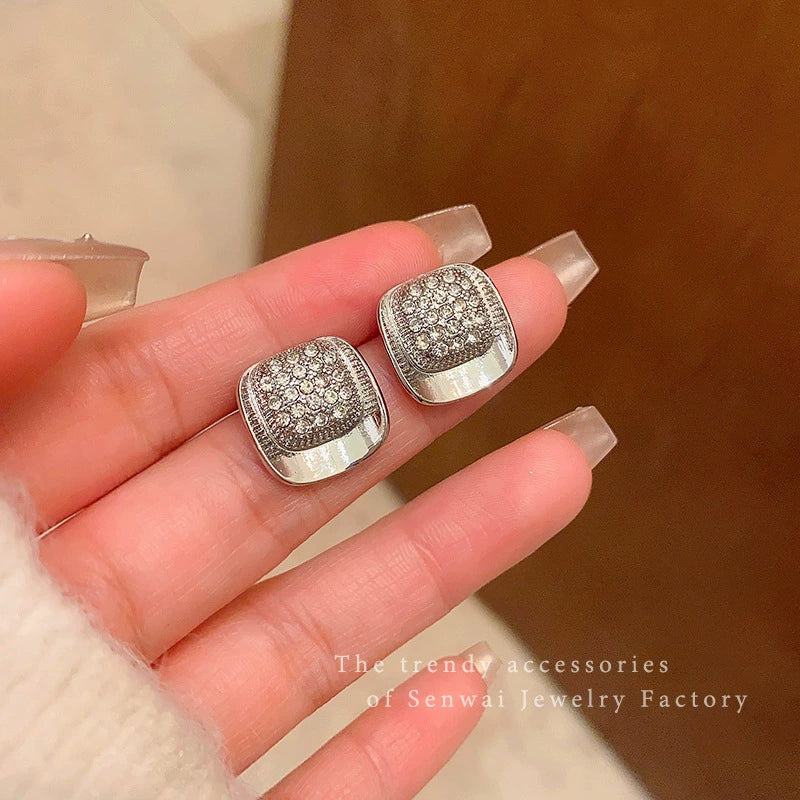 Wholesale Copper Geometric Square Microinlaid Zircon Electroplated Women's Earrings - Image 2