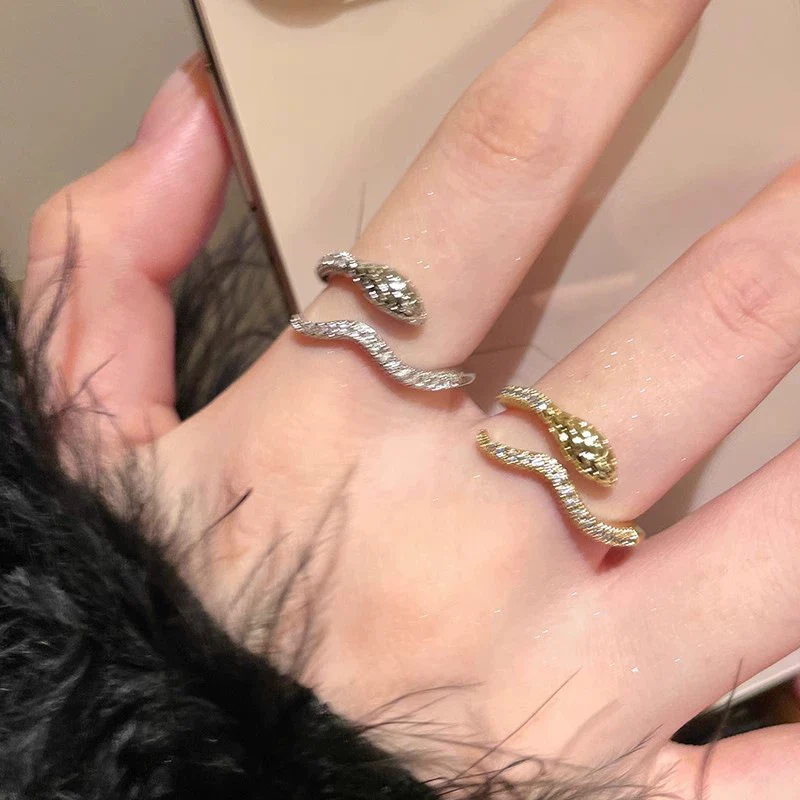 Wholesale Copper Microinlaid Zircon Snakeshaped Open Women's Ring With Electroplating
