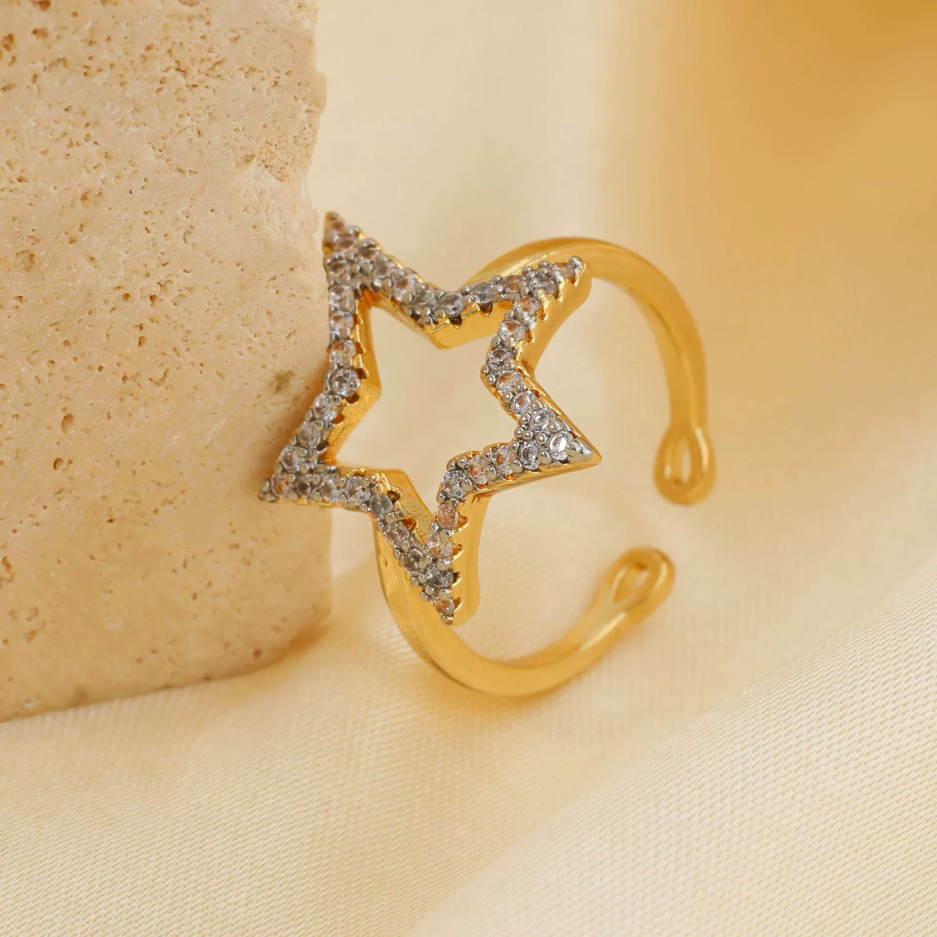 Wholesale Copper Minimalist Star Shape Electroplated Ring