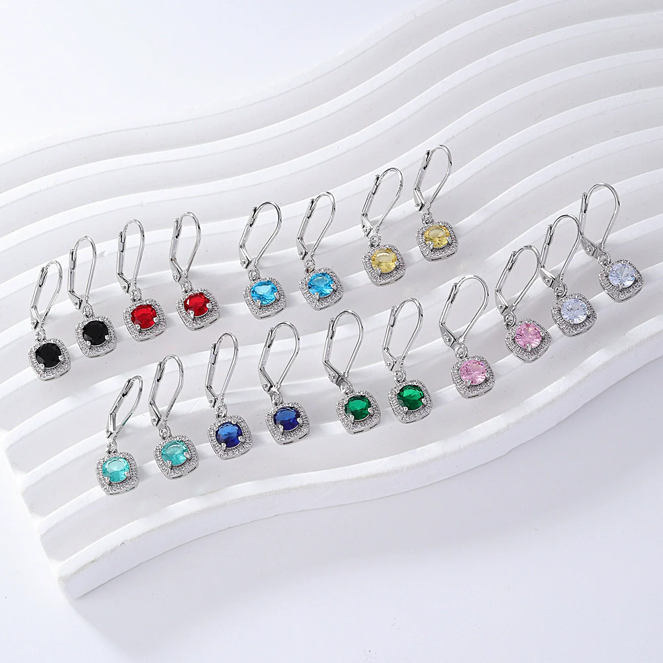 Wholesale Copper Round Zircon Inlay Women's Simple Fashion Light Luxury Highend Temperament Colorful Earrings - Image 3