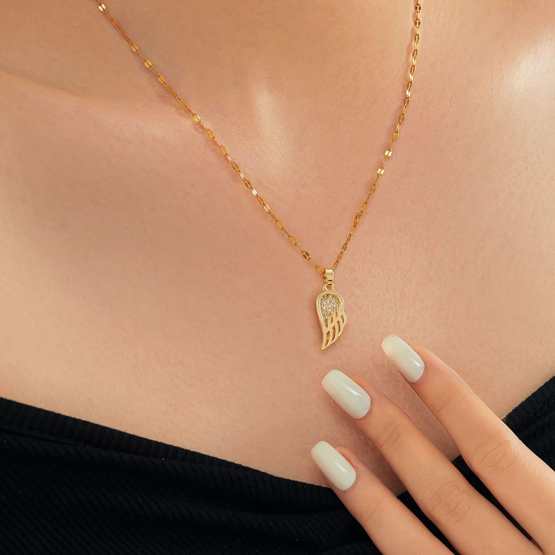 Wholesale Copper Zirconia Geometric Lip Chain Necklace Unisex Minimalist Luxury