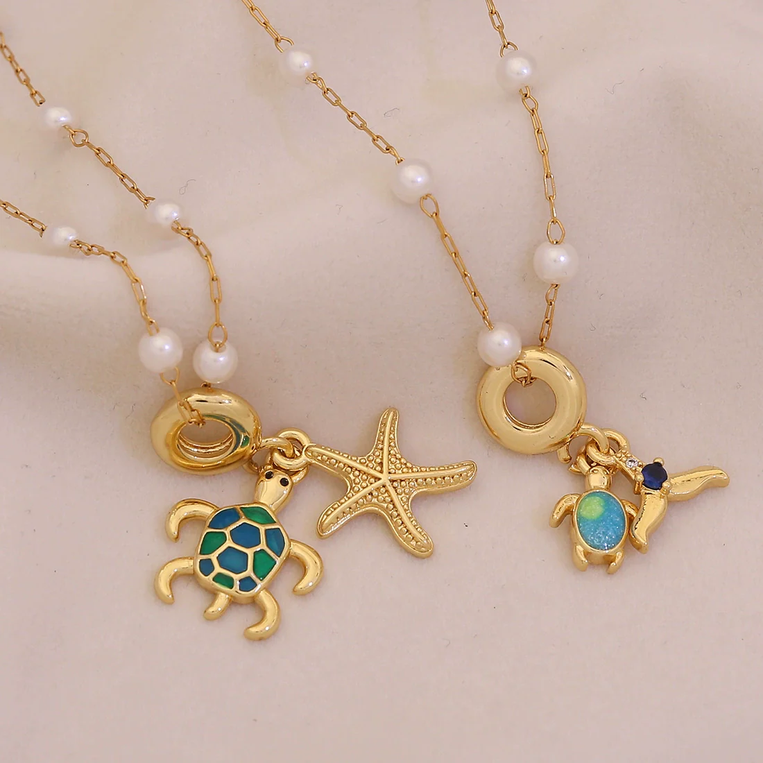 Wholesale Cute Animal Pattern Stainless Steel Marine Turtle Fishtail Clavicle Imitation Pearl Necklace