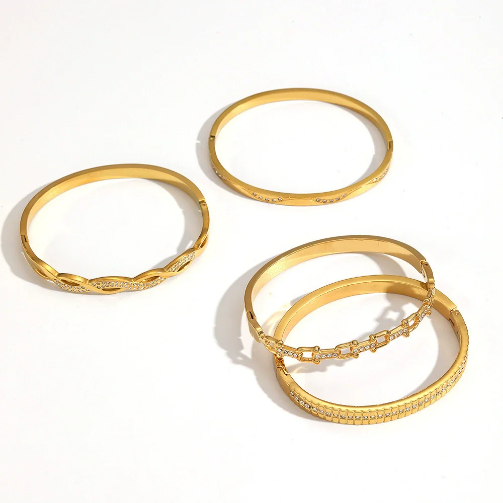 Wholesale Diamond Encrusted Geometric Light Luxury Style 18K Gold Plated Stainless Steel Bracelet - Image 4