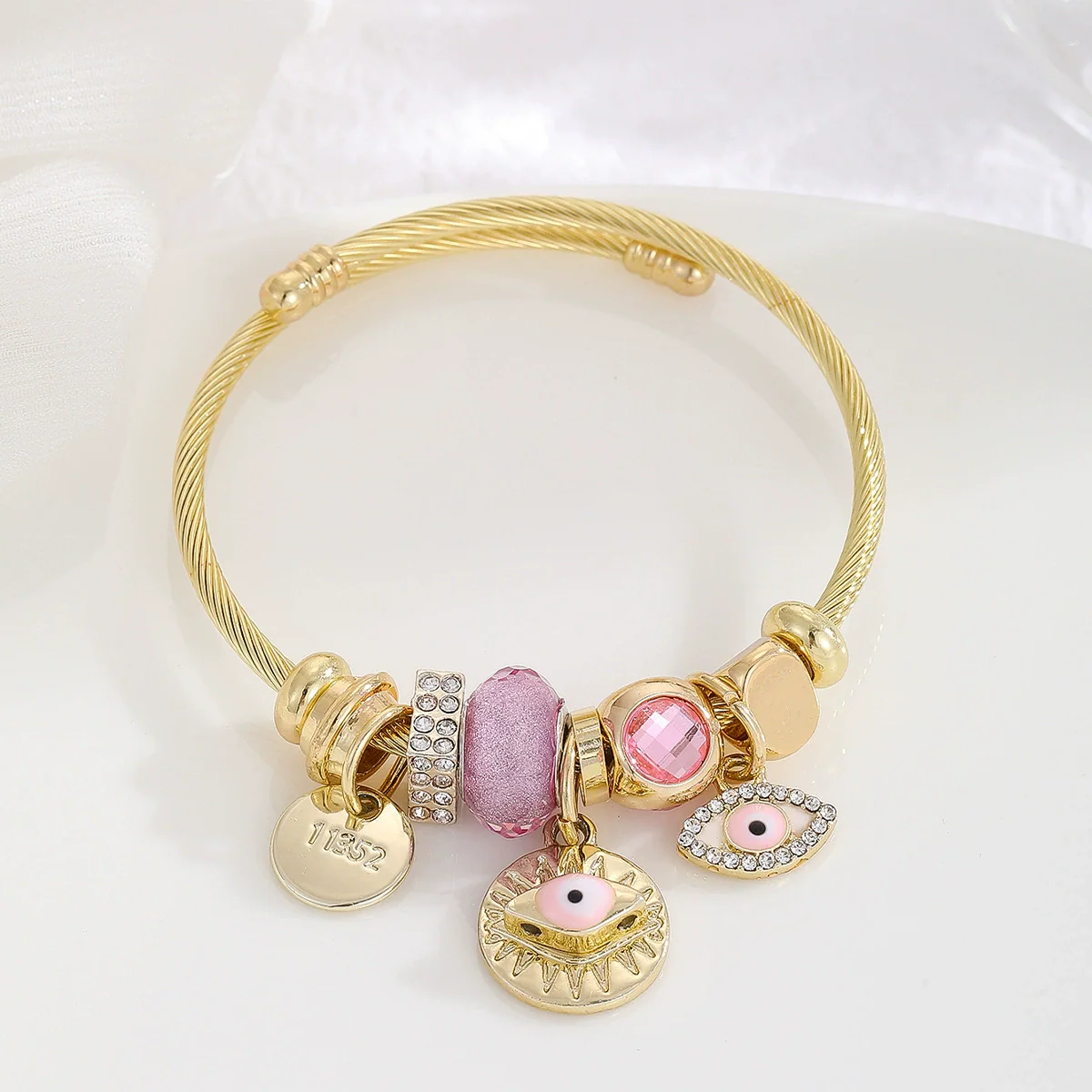 Wholesale Diamondencrusted Crystal Alloy Bracelet With Exquisite Pendant For Women - Image 7