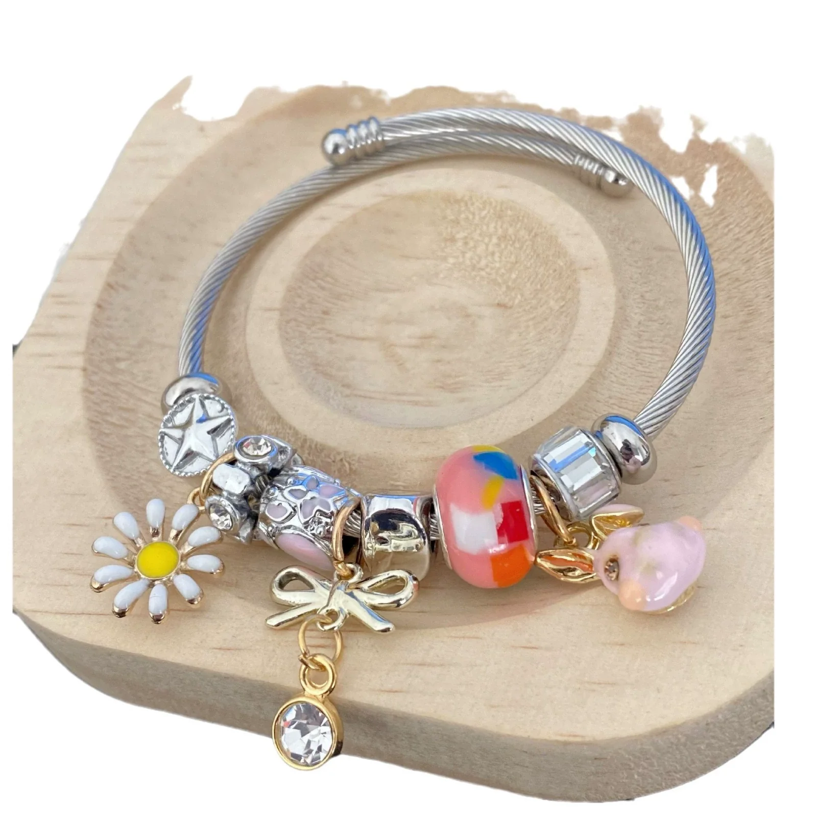 Wholesale Diy Stainless Steel Electroplated Daisy Rabbit Pendant Bracelet For Women - Image 5