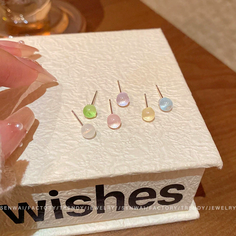 Wholesale Dopamine Colorful Resin Geometric Stud Earrings Set For Women With Polish Finish - Image 4