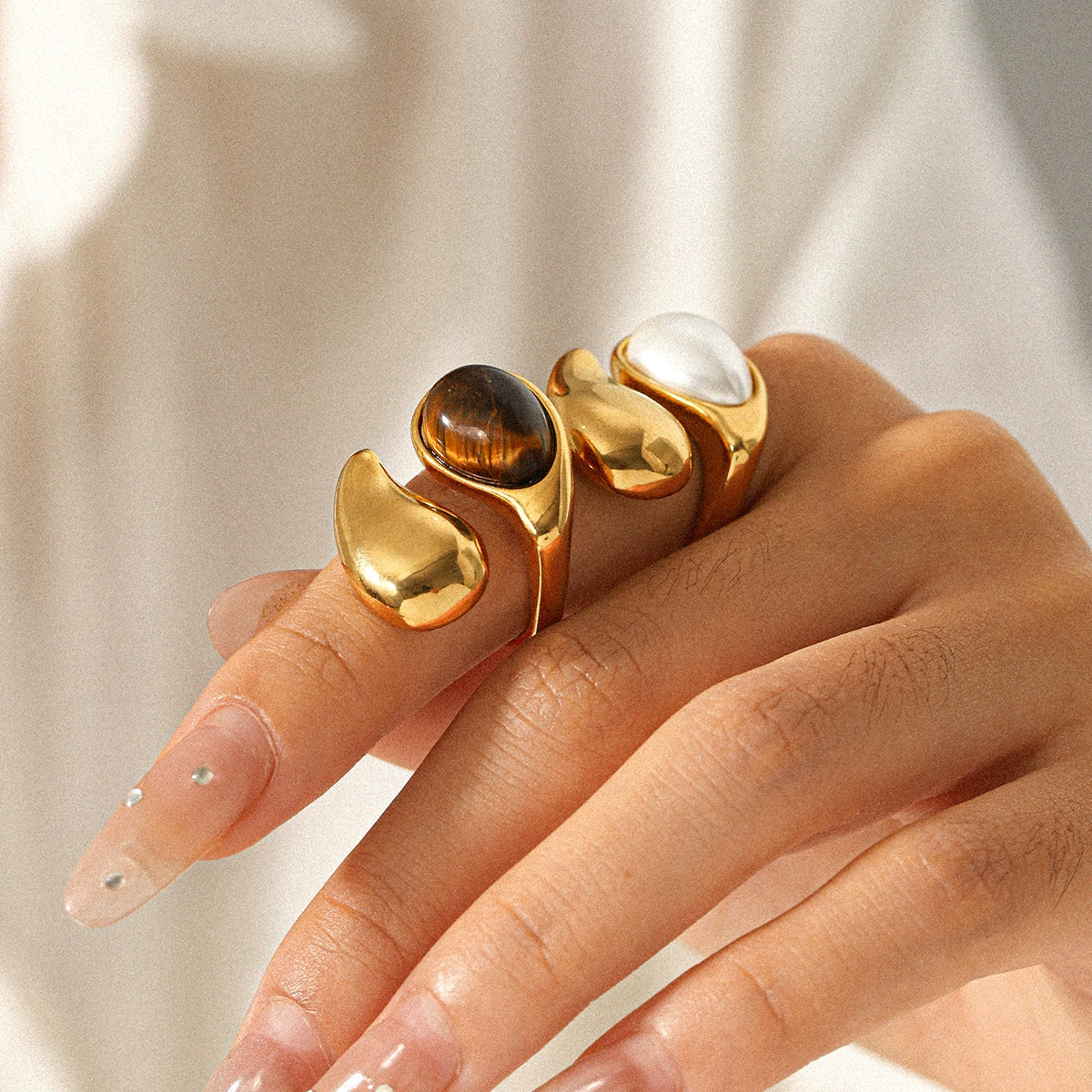 Wholesale Dropshaped Stainless Steel Ring Inlaid With Tiger Eye Stone Minimalist Style Women's Jewelry - Image 2
