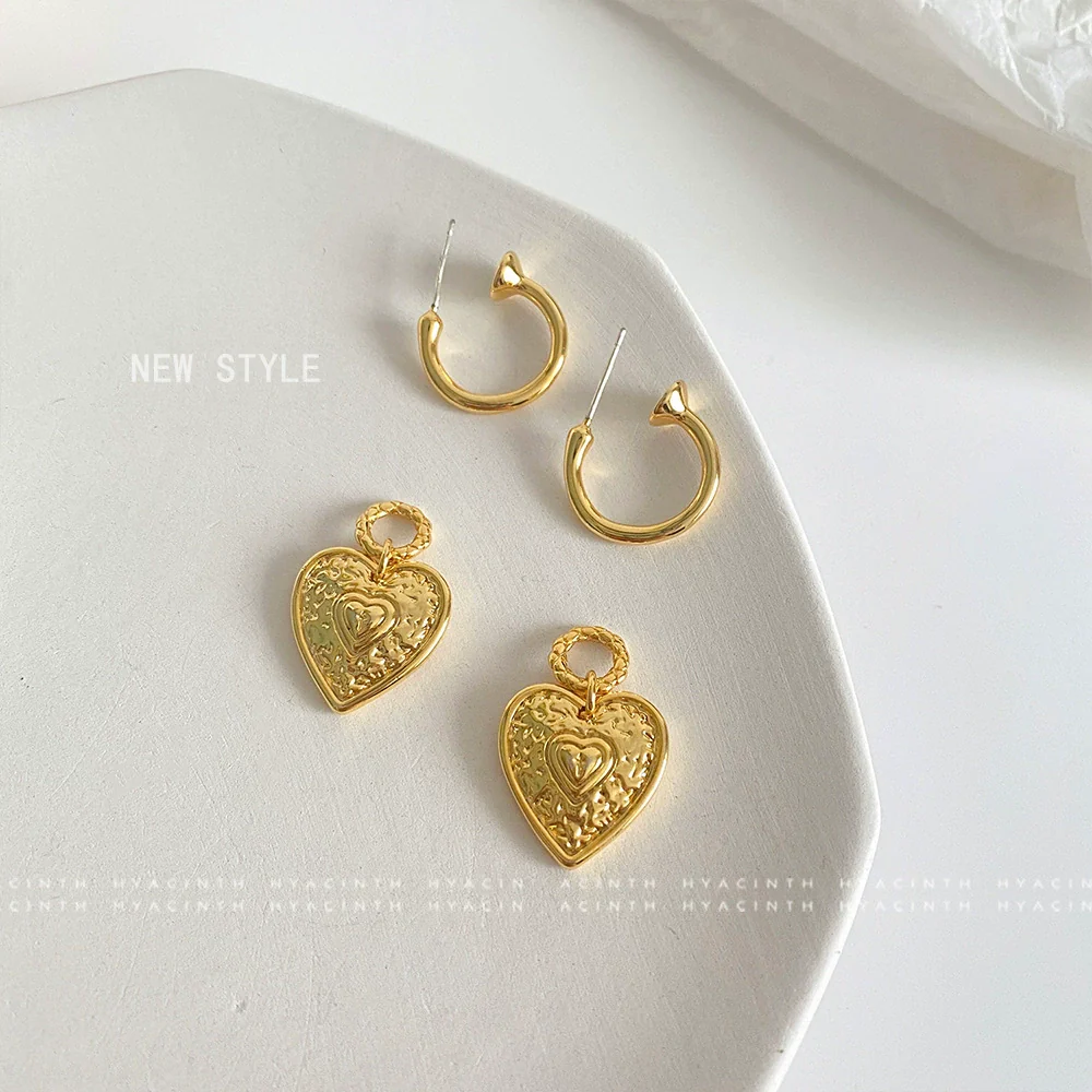 Wholesale Earrings Copper Geometric Heart Cshaped Electroplated Retro Trendy Light Luxury Highend - Image 3