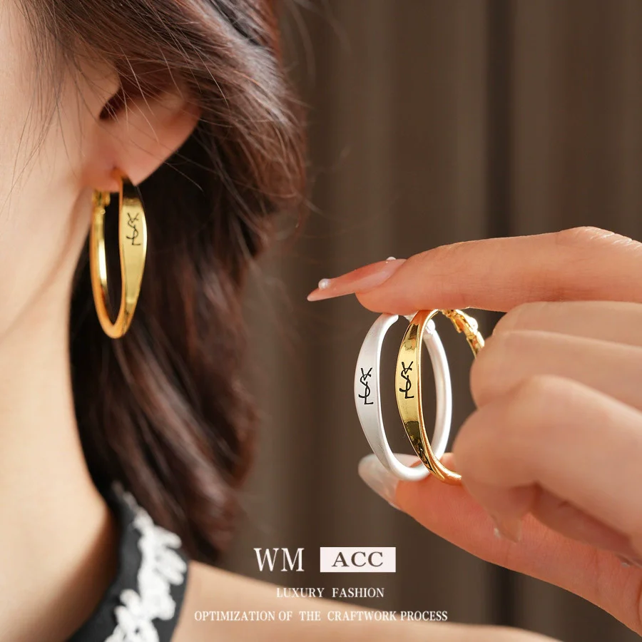 Wholesale Earrings Copper Geometric Letter Electroplated Highend For Women - Image 2