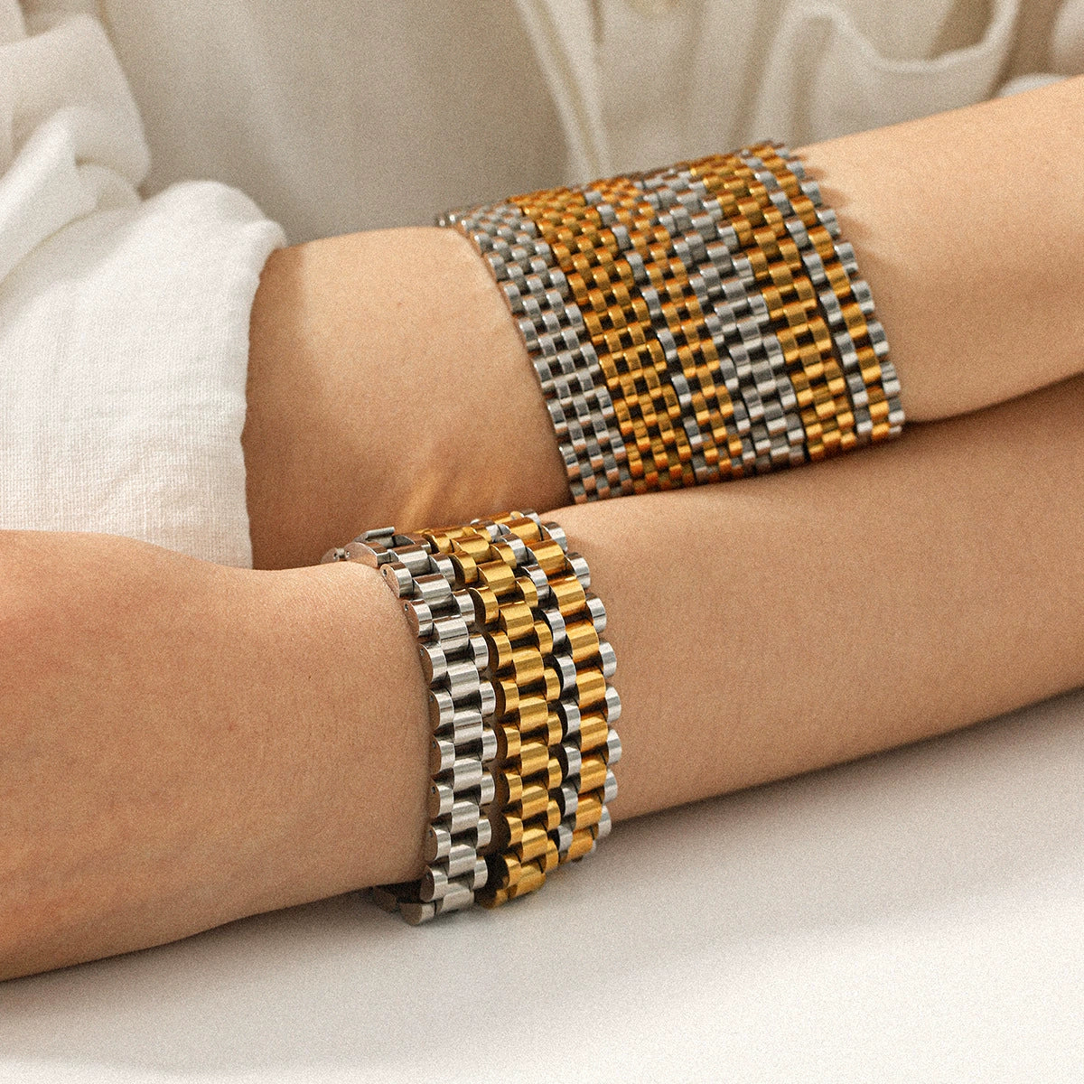 Wholesale Electroplated Geometric Stainless Steel Bracelet For Women