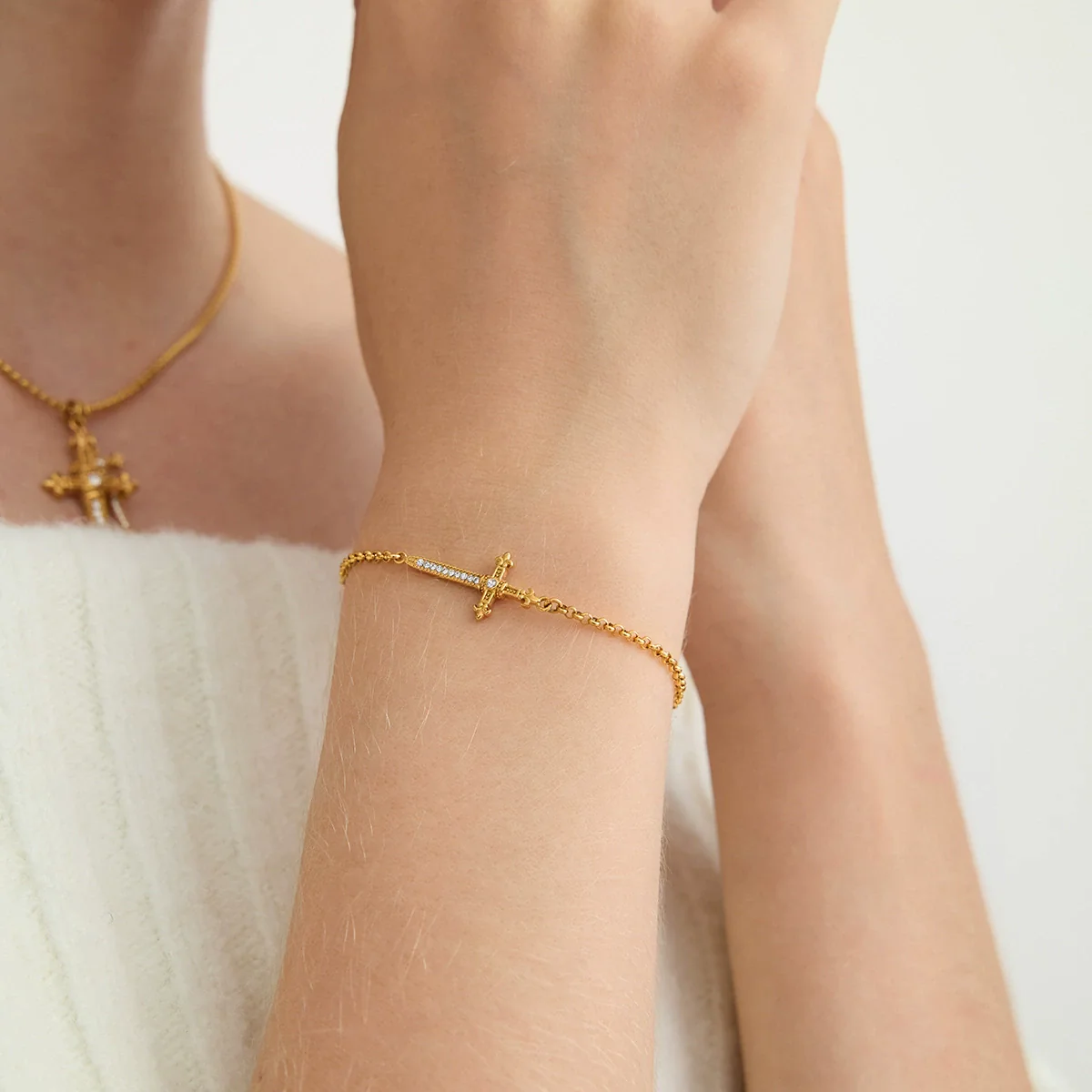 Wholesale Electroplated Geometric Stainless Steel Cross Bracelet With White Zircon Unisex - Image 3