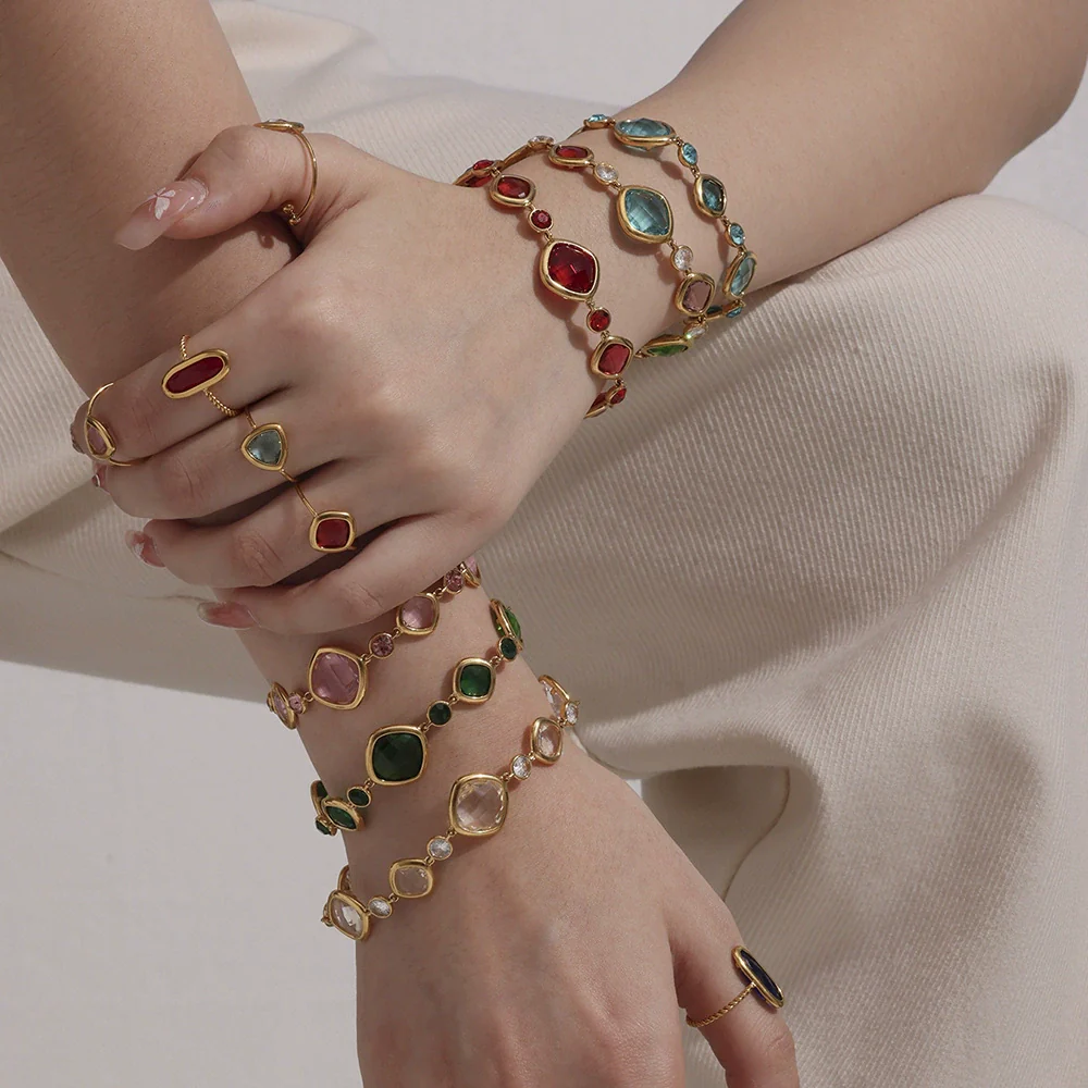 Wholesale Electroplated Geometric Stainless Steel Ferris Wheel Bracelet For Women - Image 2