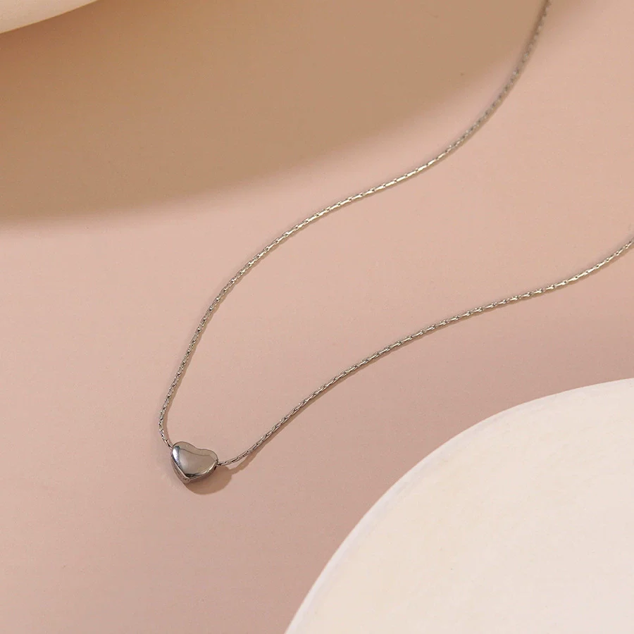 Wholesale Electroplated Light Luxury Heartshaped Stainless Steel Clavicle Necklace For Women - Image 7