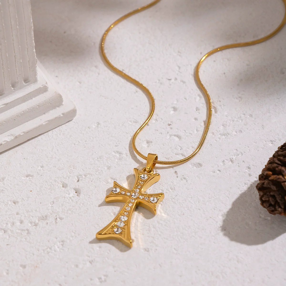 Wholesale Electroplated Stainless Steel Cross Crown Roman Numerals Inlaid Zircon Pendant Necklace And Earrings Set For Women - Image 4