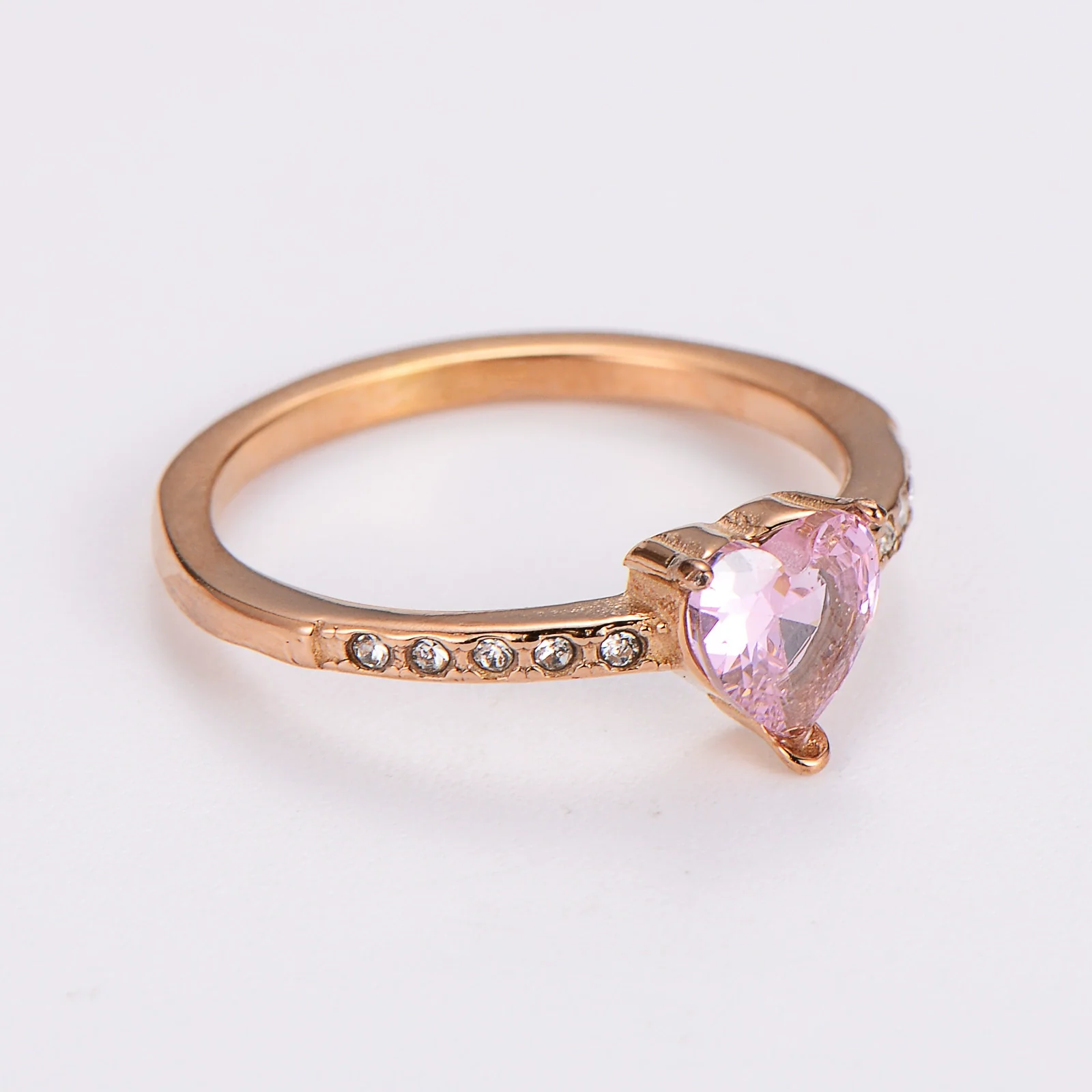 Wholesale Elegant Electroplated Stainless Steel Heart Shape Inlaid Zircon Colored Diamond Ring For Women - Image 20