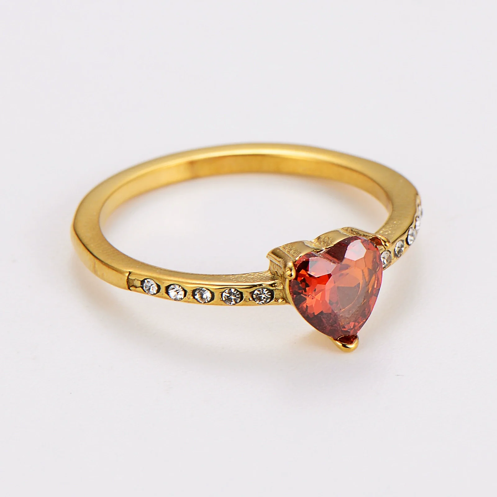 Wholesale Elegant Electroplated Stainless Steel Heart Shape Inlaid Zircon Colored Diamond Ring For Women - Image 7