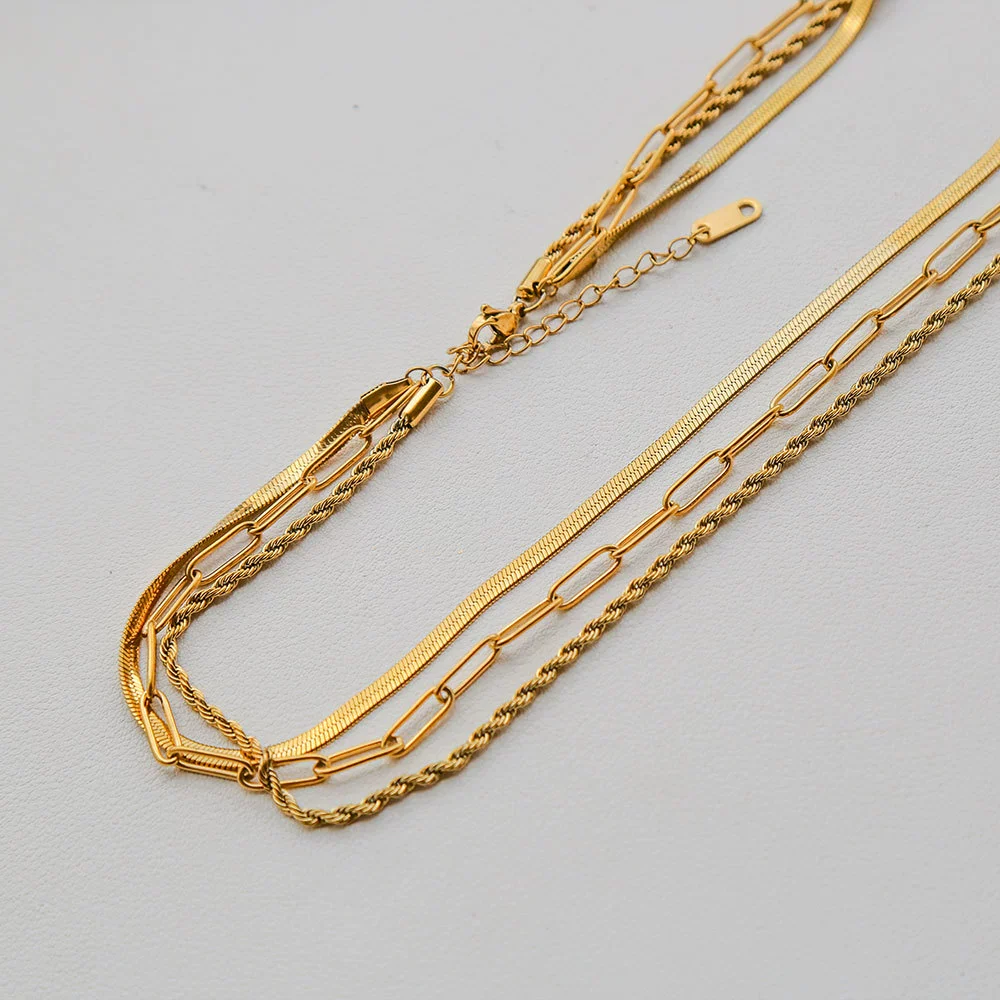 Wholesale Elegant Ins Style Geometric Stainless Steel Electroplated Multilayer Clavicle Chain Necklace For Women - Image 4