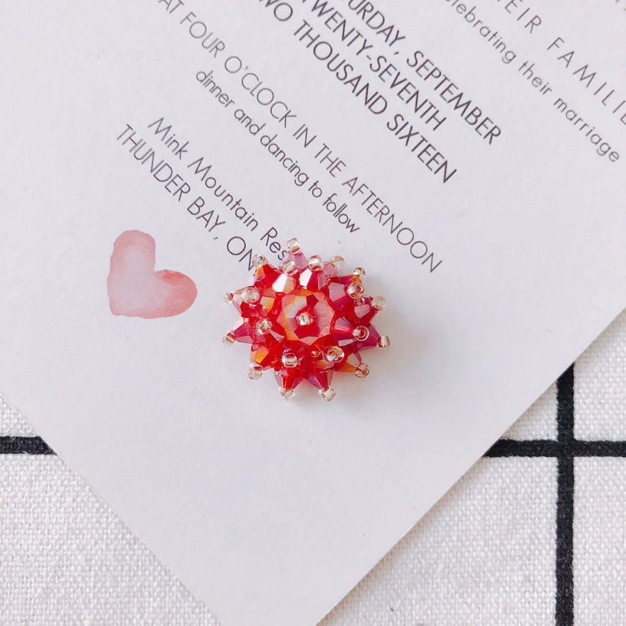Wholesale Exaggerated Flower Handmade Beaded Alloy Ear Clip Woven Transparent Crystal Snowflake Earrings - Image 8