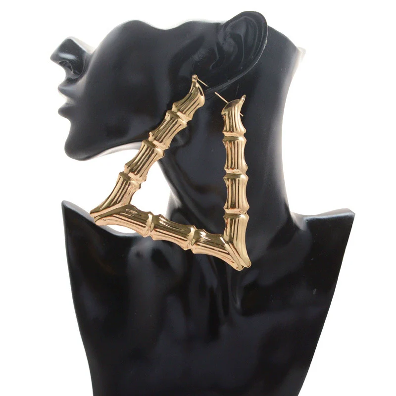 Wholesale Exaggerated Golden Geometric Alloy Hiphop Street Dance Earrings For Women With Electroplating - Image 6