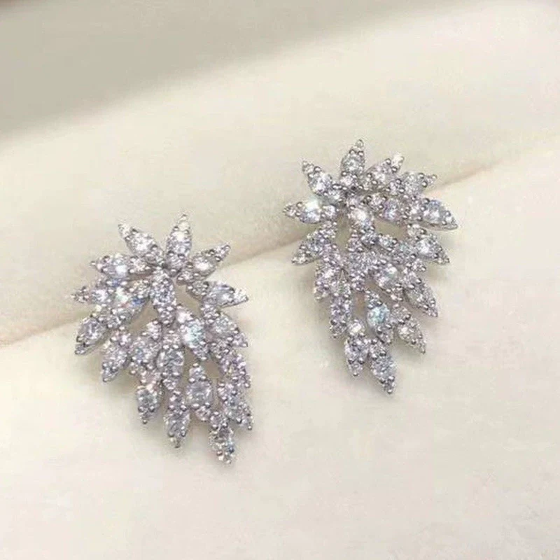 Wholesale Exquisite Copper Geometric Maple Leaf Shaped Stud Earrings With Flower Pattern For Women - Image 2