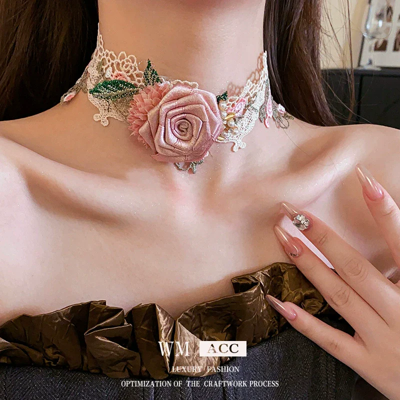 Wholesale Fabric Flower Pearl Diamond Women's Necklace With Sweet Design And Electroplating - Image 3