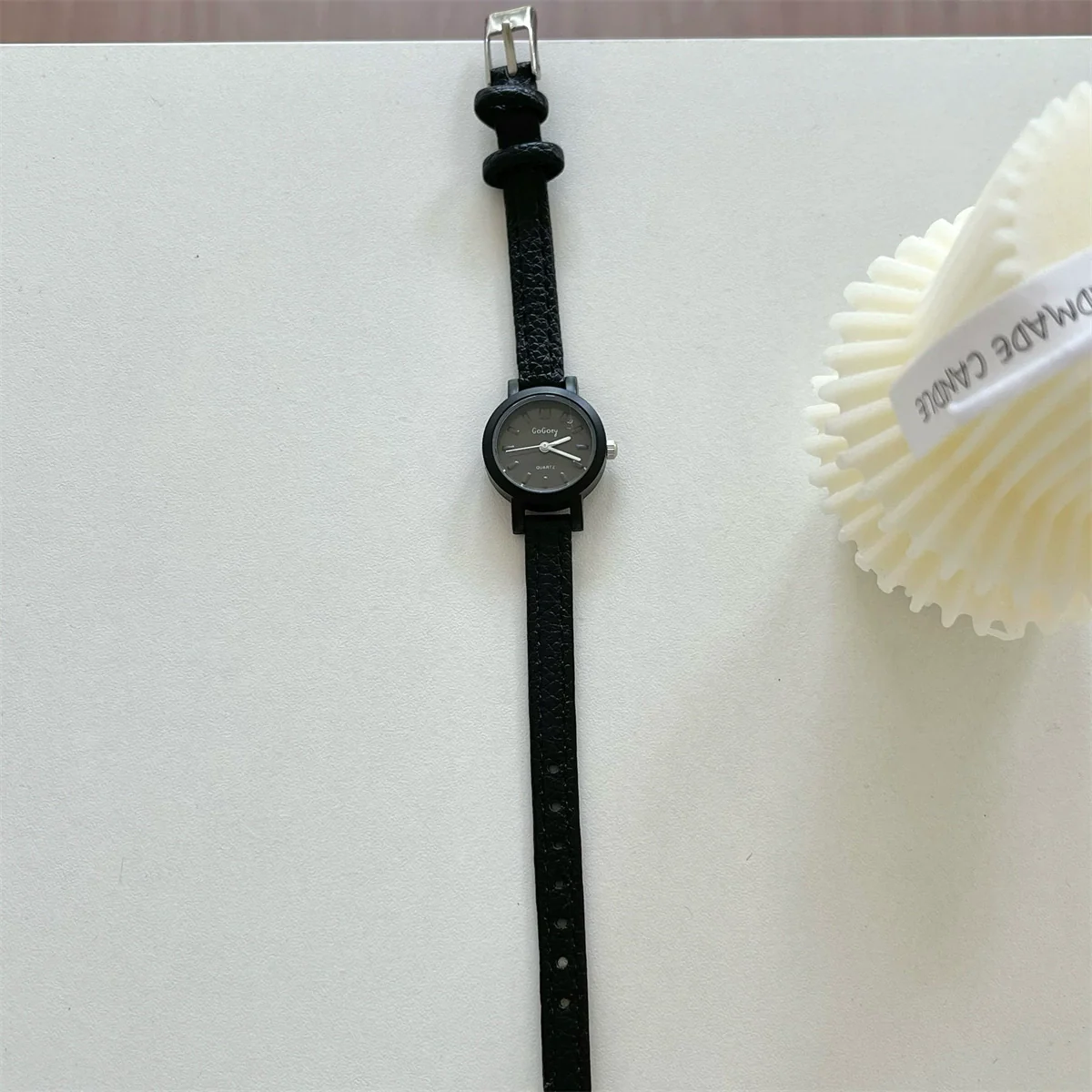 Wholesale Fashion Female Student Mini Dial Round Quartz Watch With Alloy Case And Pu Strap In Rose Red Candy Color - Image 9