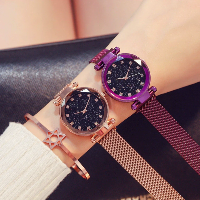 Wholesale Fashion Female Student Round Dial Alloy Case Stainless Steel Strap Star Pattern Watch