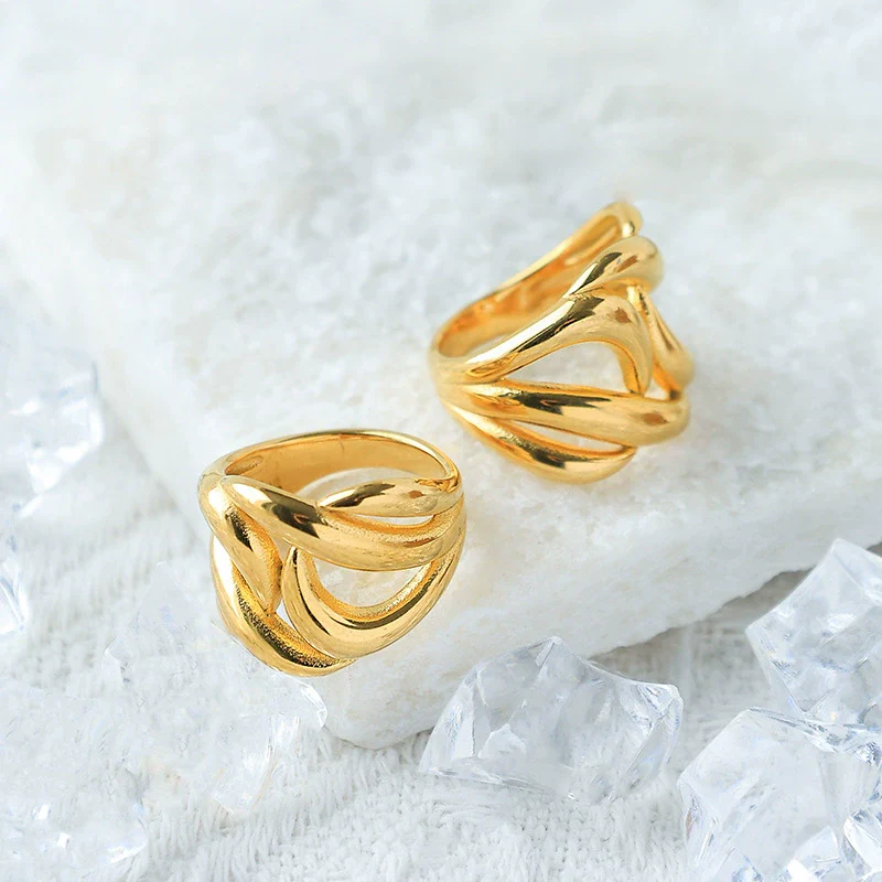Wholesale Fashion Geometric Irregular Lines Hollow Stainless Steel Goldplated Ring Jewelry - Image 2