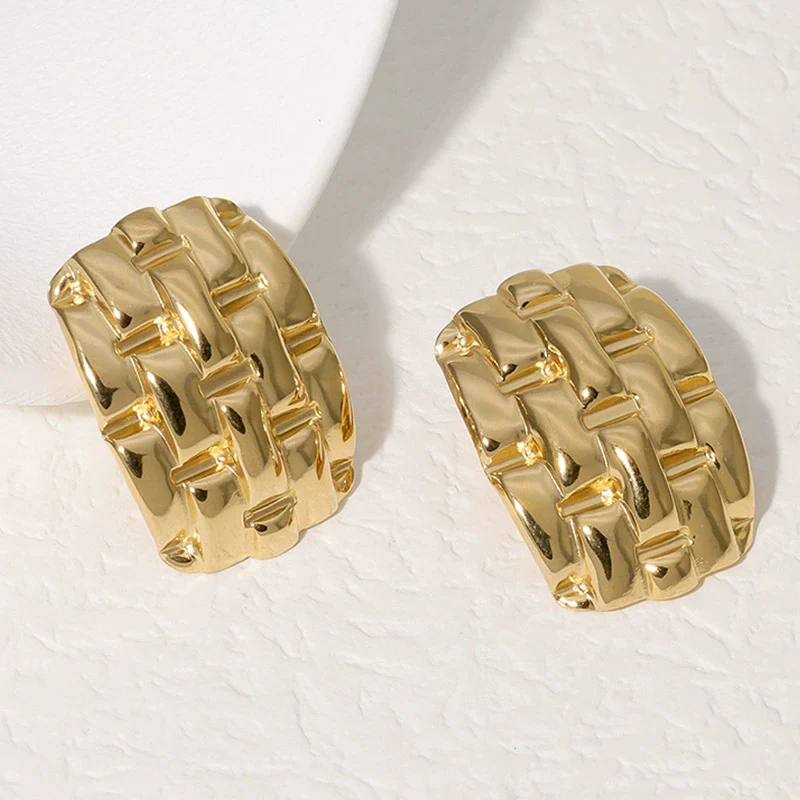 Wholesale Fashion Geometric Stainless Steel 18K Goldplated Earrings For Women - Image 2