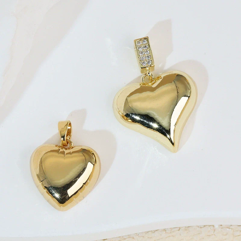 Wholesale Fashion Heart Shape Copper Jewelry Pendant With Electroplating For Women - Image 3