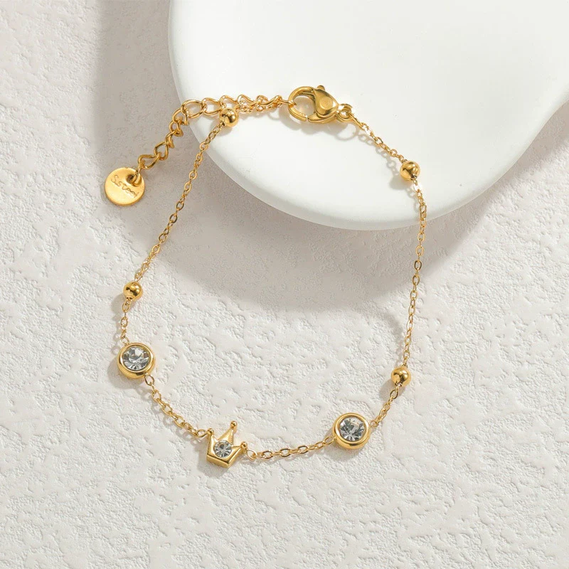 Wholesale Fashion Heart Shape Stainless Steel Electroplated Women's Love Bracelet - Image 9
