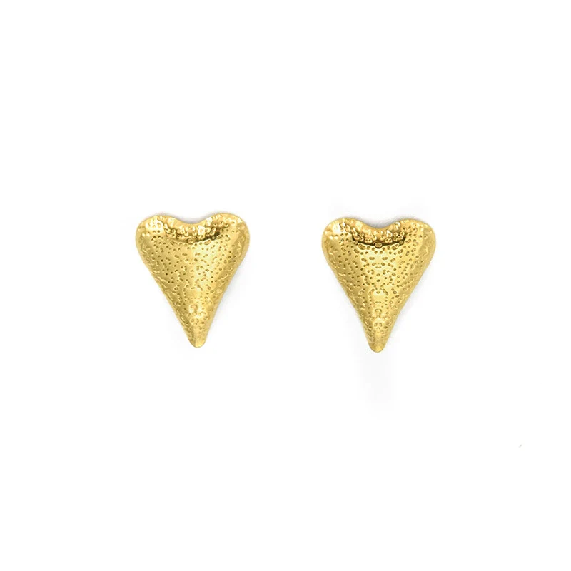 Wholesale Fashion Heart Shape Stainless Steel Electroplating Hammer Love Earrings For Women - Image 5