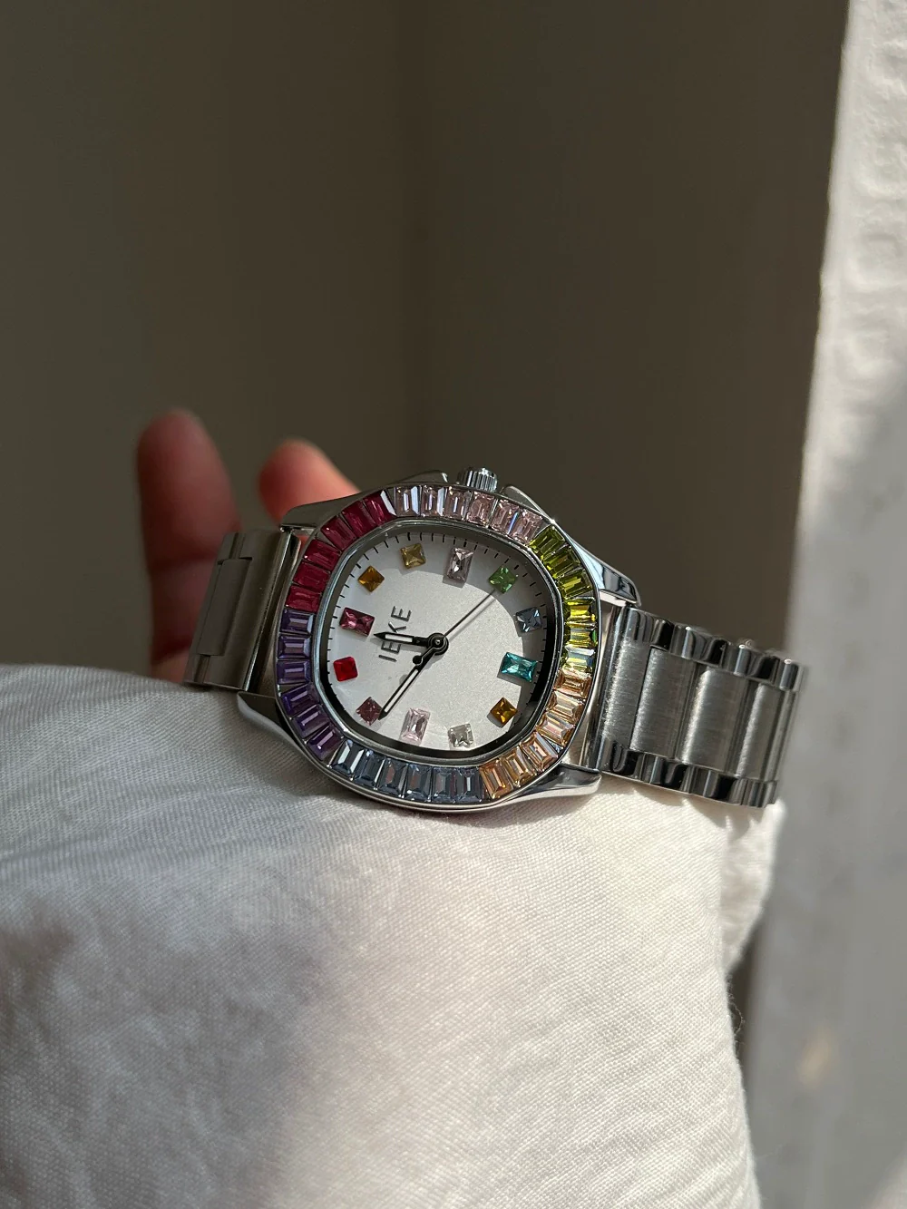 Wholesale Fashion Light Luxury Quartz Watch With Alloy Case Stainless Steel Band Butterfly Buckle And Square Dial - Image 6