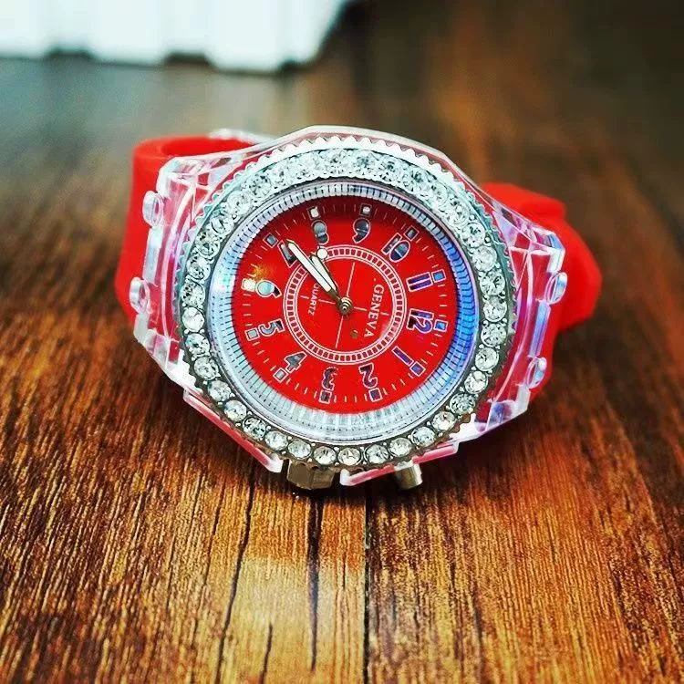 Wholesale Fashion Luminous Quartz Sports Watch Plastic Case Silicone Strap Stainless Steel Buckle Round Dial - Image 4
